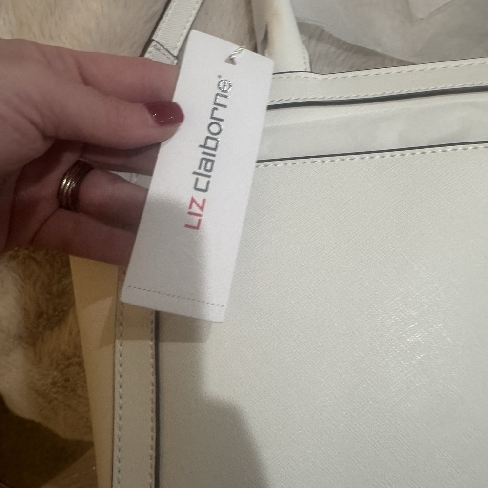 NWT Liz Claiborne Purse Tote Bag Mini‎ Tuxedo Cream Over the Shoulder Purse - Picture 5 of 6
